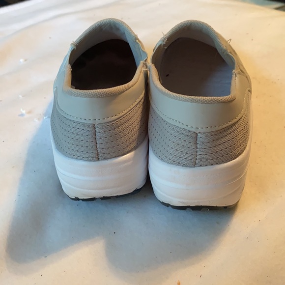 Ladies casual shoes - Picture 4 of 5